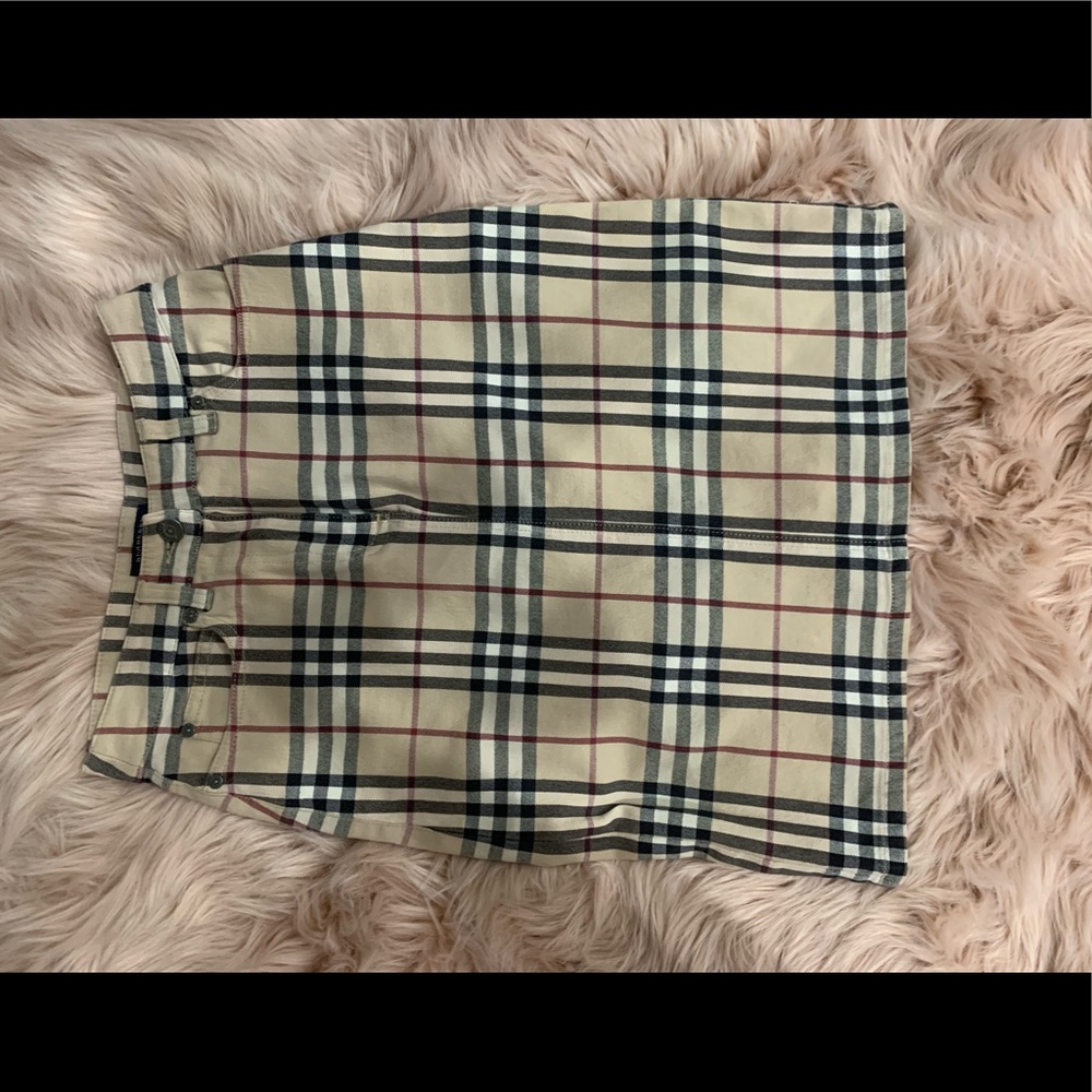 Burberry Authentic Size 2 Jean material Skirt!